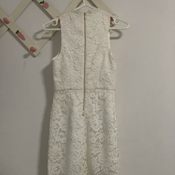 Perfect White Lace Dress - Picture 5 of 7